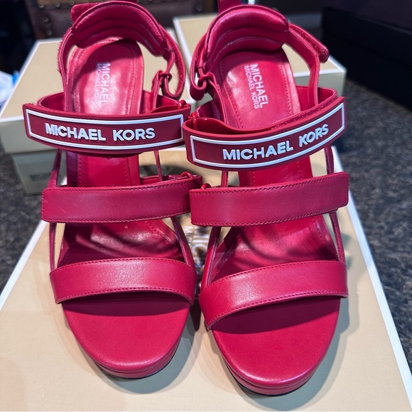 Michael Kors high heels - Picture 2 of 11